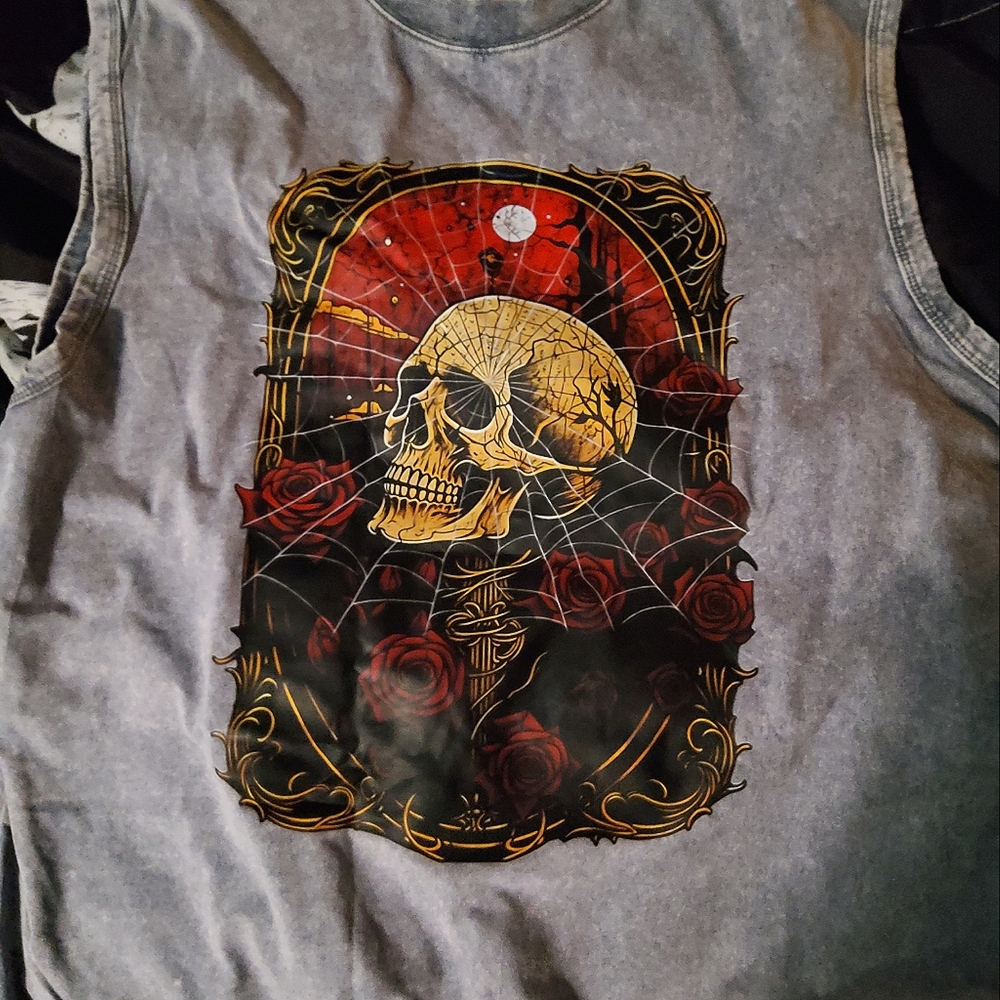 Skull Sleeve-less Top